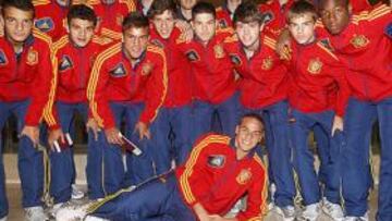 <b>ILUSIONADOS. </b>Los chicos de la Selección Sub-17 que dirige Santi Dénia debutan hoy en el PreEuropeo.