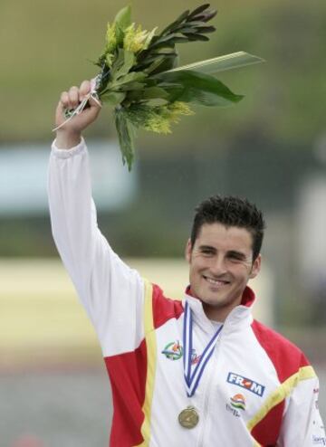 David Cal con la medalla de bronce de los Europeos de Pontevedra de 2007.