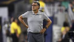 Gerardo Martino dirigiendo a M&eacute;xico en Copa Oro.