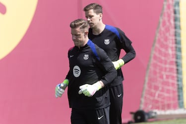 Szczesny no apaga el fuego