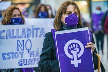 Día de la Mujer 2022, mejores apps: cómo crear tus gifs, frases, vestir el móvil de violeta