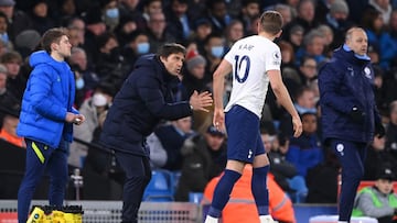 Spurs boss Conte says Harry Kane must win trophies