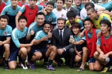 David Beckham durante su visita al FC Club Shanghai Shenxin el 19 de junio de 2013 en Shanghai