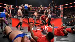 Momento de la batalla entre Raw, SmackDown y NXT previa a Survivor Series.