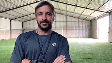 “Cuando llegué a Chile, venía por seis meses y tenía 20 años... He pasado la mitad de mi vida aquí”