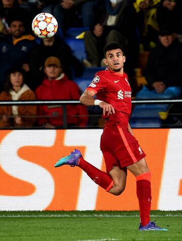 El extremo colombiano anotó en la victoria 2-3 de Liverpool ante Villarreal y fue la gran figura de la clasificación a la final de la Champions League. 