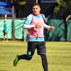 Juanfer, listo para regresar a la titular de Racing