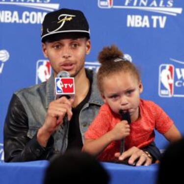 Las mejores fotos y Vine's de Riley Curry, la verdadera MVP