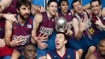 <b>Y VAN... </b>El Barcelona Regal celebró ayer su tercer título en los últimos cuatro años, el número 17 de su palmáres. Lleva ya 14 desde que se juega con el formato de playoffs.