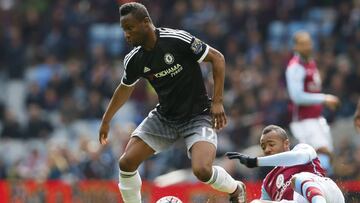 El centrocampista, Obi Mikel, durante un partido del Chelsea.