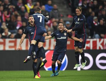 El francés llegó al Atlético unos meses antes de la vuelta de Torres. Tardó en coger el ritmo que exige el Cholo al equipo y cuando lo asimiló ya estaba Torres con quien compartir ataque.