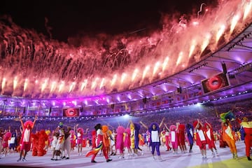 . Rio De Janeiro (Brazil), 05/08/2016.- Dancers perform during the Opening Ceremony of the Rio 2016 Olympic Games at the Maracana Stadium in Rio de Janeiro, Brazil, 05 August 2016. (Brasil) EFE/EPA/SERGEY ILNITSKY