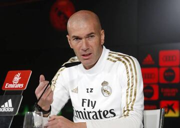 Zidane gives a presser ahead of the Clásico.