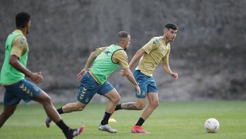 No hay paz para Rafa Mujica