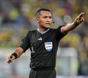 Iván Barton, el árbitro salvadoreño que le anuló un gol a Vinícius en Qatar 2022