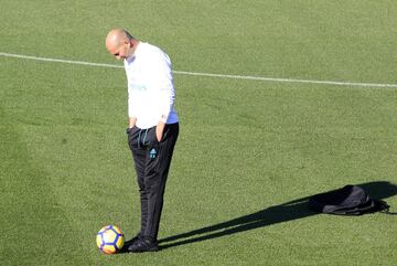 Entrenamiento del Madrid antes de viajar a Girona