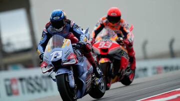 Álex Márquez rueda por delante de su hermano Marc durante el GP de Portugal.