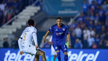 Urien Antuna of Cruz Azul during the Quarterfinals second leg match between Cruz Azul and Pumas UNAM as part of the Torneo Clausura 2024 Liga BBVA MX at Ciudad de los Deportes Stadium on May 12, 2024 in Mexico City, Mexico.