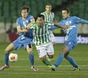 El Betis sigue enfermo y pasa a dieciseisavos como segundo
