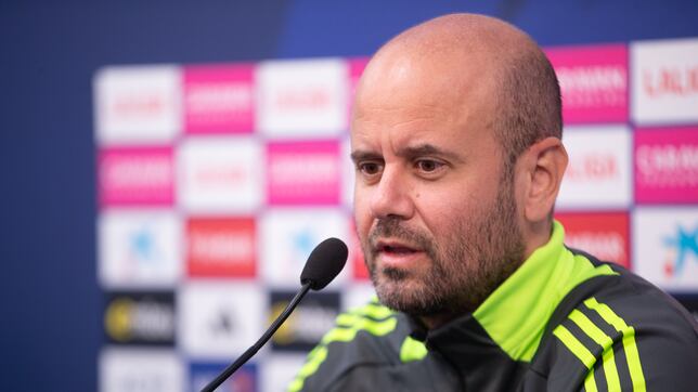 Ramírez: “A día de hoy, Iván Azón es jugador nuestro y no tengo ninguna otra indicación”