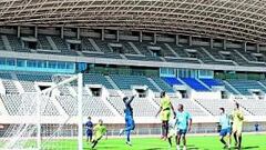 Dos días de terapia de grupo para la plantilla