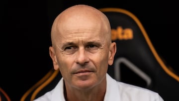 El Eldense destituye a Javi Cabello