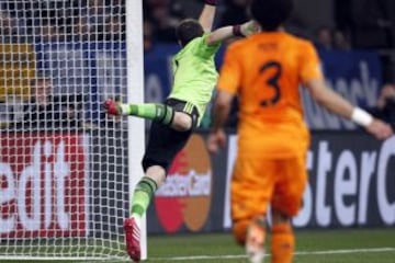 1-6. Huntelaar anoto el primer tanto.