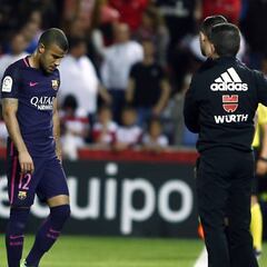 Paco Alcácer tuvo que sustituir a Rafinha por lesión en el 16'