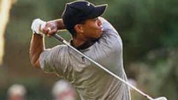 <B>HOMBRE RÉCORD.</B> Tiger Woods se ha convertido en el jugador más joven en conseguir 30 títulos del circuito PGA.