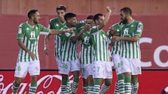 Andrés Guardado entró de cambio en el empate del Betis