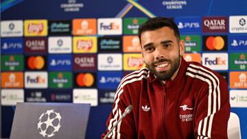 Arsenal's Spanish goalkeeper David Raya gives a press conference on the eve of the UEFA Champions League football match between Athletic Bilbao and Arsenal at the San Mames stadium in Bilbao on September 15, 2025. (Photo by ANDER GILLENEA / AFP)