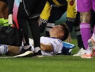 FC Copenhagen's Mexican defender #13 Rodrigo Huescas reacts after being injured during the UEFA Champions League first round day 2 football match between Qarabag FC and FC Copenhagen at the Tofiq Bahramov Republican Stadium in Baku on October 1, 2025. (Photo by Giorgi ARJEVANIDZE / AFP)