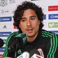 Guillermo Ochoa listo para salir en busca de hacer historia