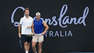 Rafa Nadal y su entrenador Carlos Moyá en la sesión de entrenamiento junto a Andy Murray.