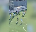 La terrible agresión a un entrenador en pleno partido