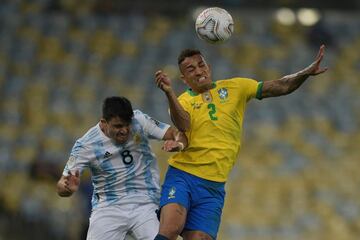 Marcos Acuña y Danilo.