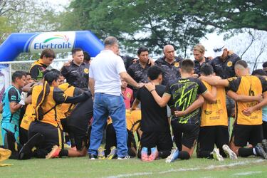 Juan Cortés: “He recibido llamadas pero mi cabeza está en Platense”