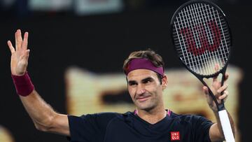 Tennis - Australian Open - Second Round - Melbourne Park, Melbourne, Australia - January 22, 2020. Switzerland's Roger Federer waves after winning the match against Serbia's Filip Krajinovic. REUTERS/Kai Pfaffenbach