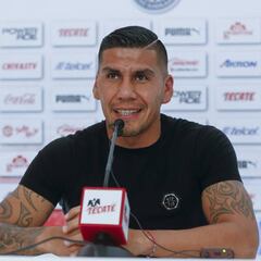 Carlos Salcido: “Espero pronto ver a mi equipo campeón”