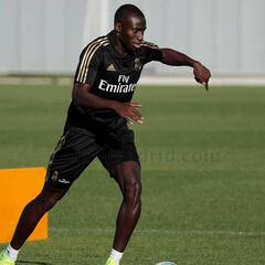 Buenas noticias para Zidane: Mendy trabaja con balón y Marcelo, una parte con el grupo