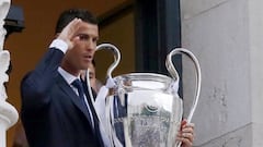 Cristiano ofrece la Champions a la afición.