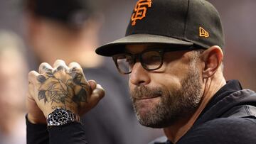 PHOENIX, ARIZONA - SEPTEMBER 19: Manager Gabe Kapler #19 of the San Francisco Giants watches from the dugout during the first inning of the MLB game against the Arizona Diamondbacks at Chase Field on September 19, 2023 in Phoenix, Arizona.   Christian Petersen/Getty Images/AFP (Photo by Christian Petersen / GETTY IMAGES NORTH AMERICA / Getty Images via AFP)