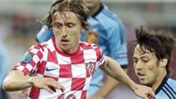 Ivanovic intenta convencer a Modric de que vaya al Chelsea