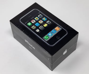 Subastan un iPhone 1 de 2007 precintado e inmaculado por 40.000 euros
