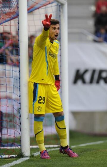 Sergio Rico.