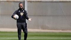 20/04/21 ENTRENAMIENTO DEL GRANADA 
  Diego Martinez