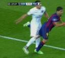 La coz en grado de tentativa de Luis Suárez a Thiago Silva
