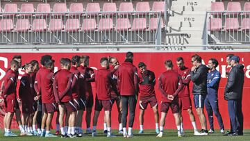 Un entrenamiento del Sevilla esta semana.