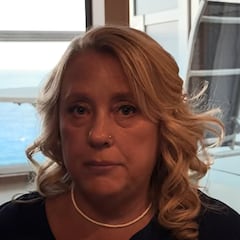 A woman pays $270 a week to live on a continuous cruise with one condition: “The house always wins”