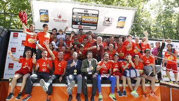 23/04/17 ATLETISMO MARATON DE MADRID
EDP ROCK N ROLL MADRID MARATON MAPOMA 2017
PARTICIPANTES RETO AS 42 Contra 1
FINAL DE LA CARRERA